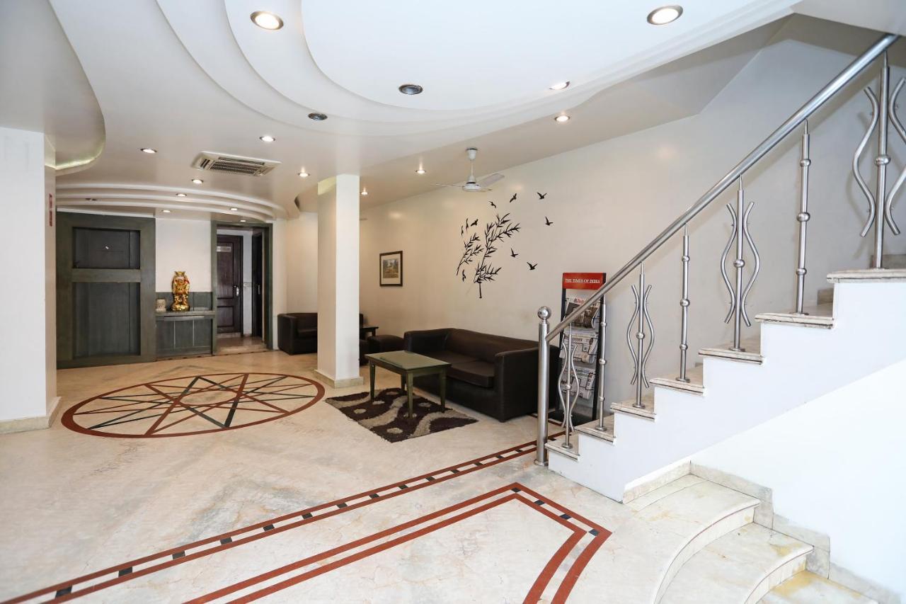 Hotel Suncity Делхи Екстериор снимка